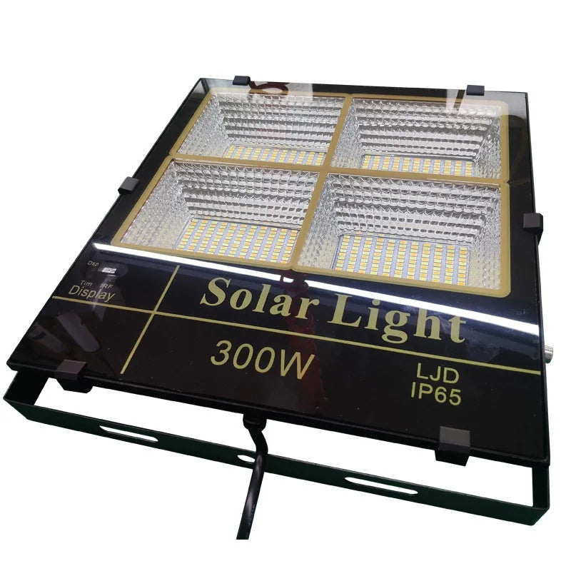 Two-Color Split Outdoor LED Solar Floodlight Lamp for Garden Home Courtyard Rural Roads ABS Body IP66 Rated Solar Street Lights